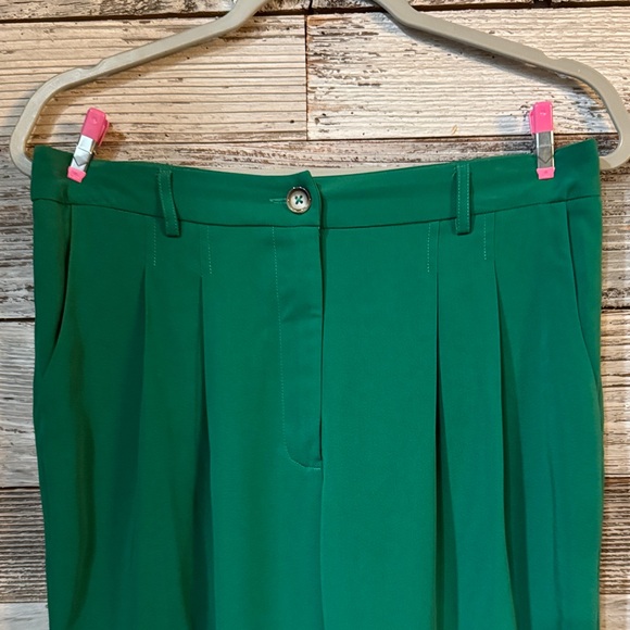Elegant Green Women's Trousers - Picture 2 of 5